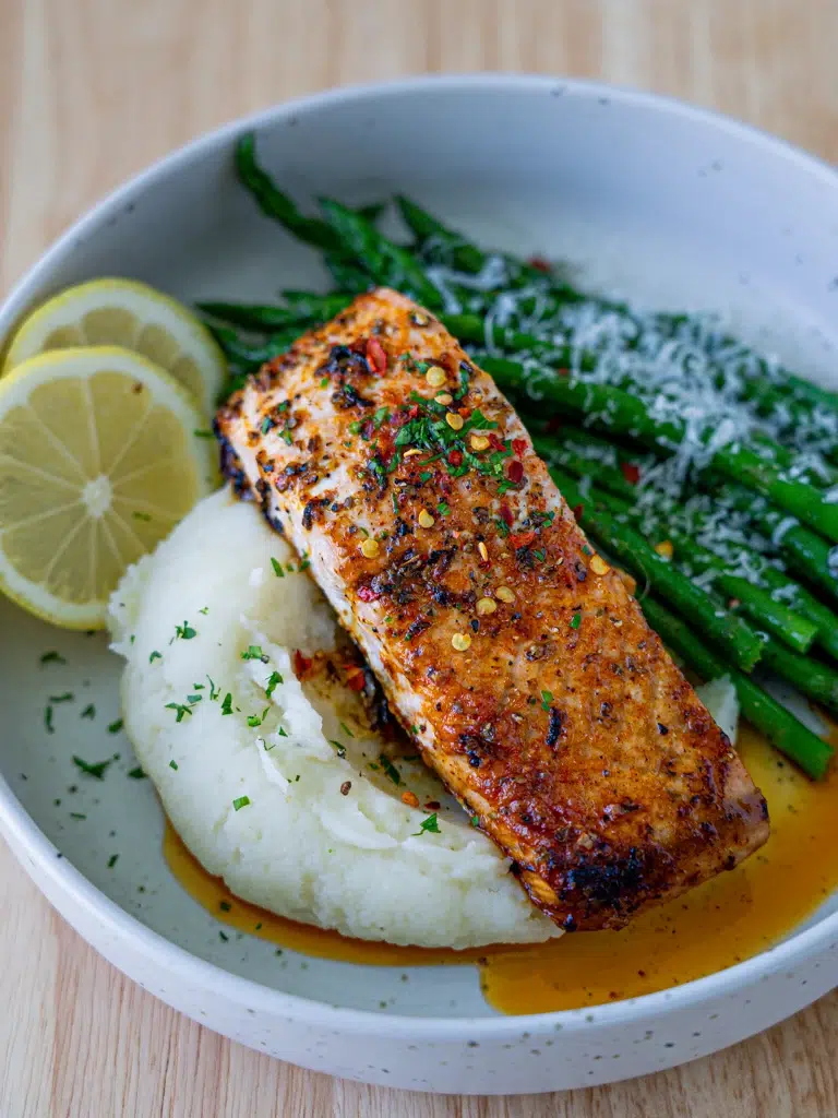 Stress-Free Lemon Garlic Butter Salmon: No Splatter Oven or Pan Prep
